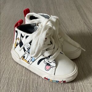 Zara Disney baby shoes